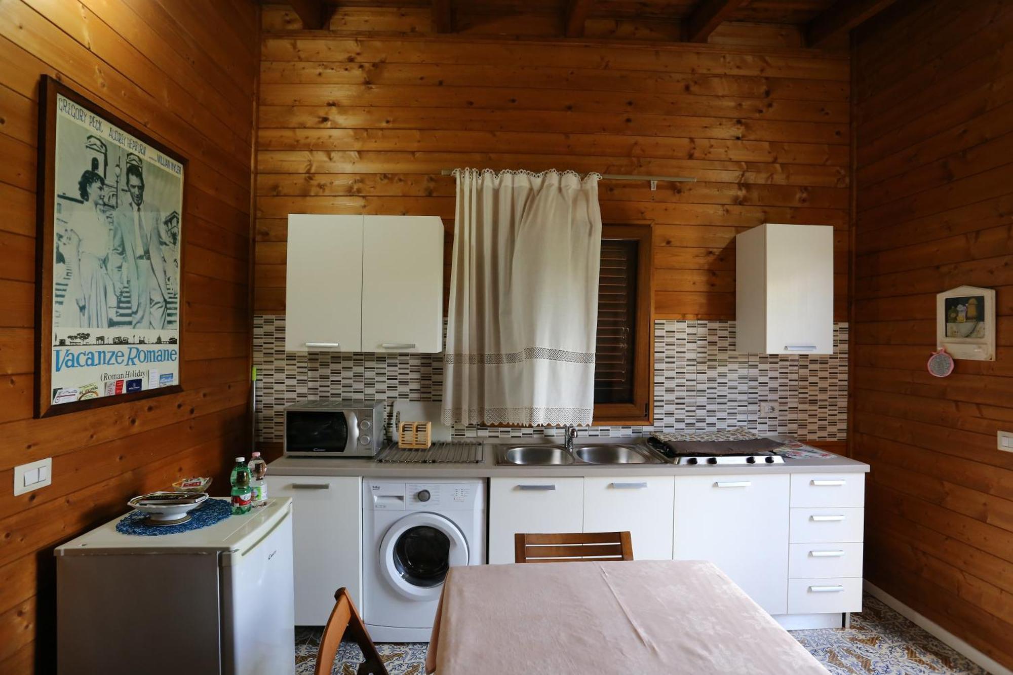 Chalet Impero Villa Scauri  Exterior photo